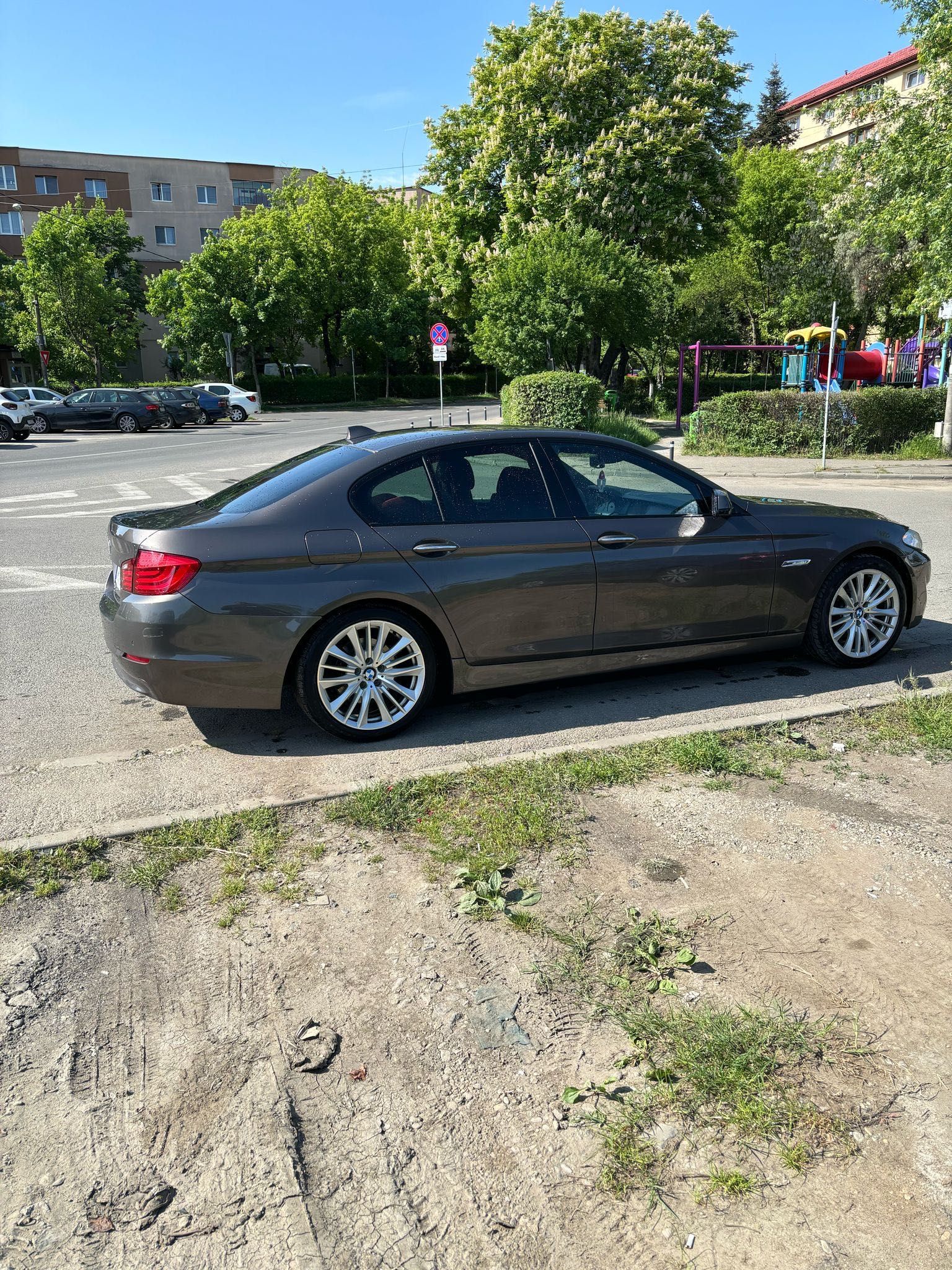 Bmw F10 2.0d , distronic, ventilatie