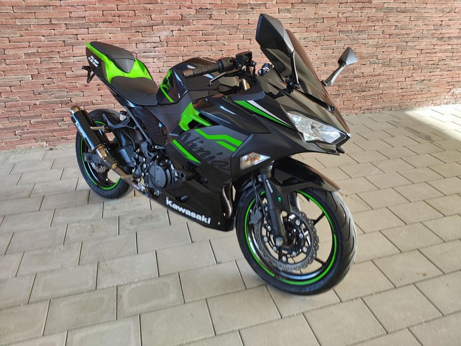 Kawasaki NINJA 400, A2 Full LED, Akrapowic