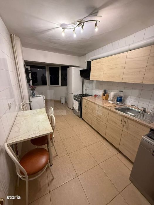 Apartament 3 camere - Bulevardul Ion Mihalache, zona excelenta