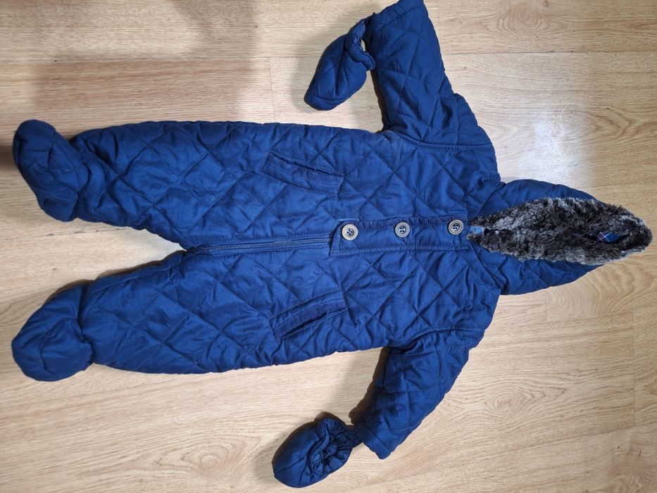 Combinezon George baiat marime 3-6 luni