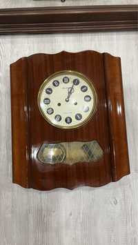 Jantar Стар руски часовник