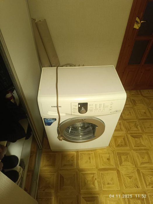 Продам стиральную машину