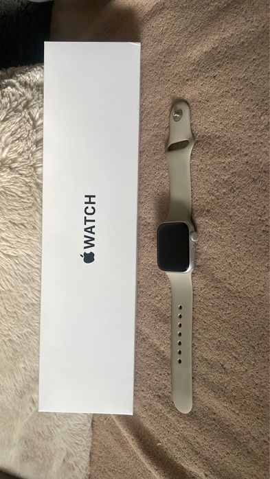 Apple watch SE  silver