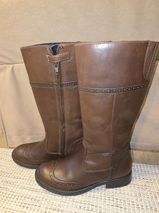 Cizme piele Geox marime 35, Adidasi fete Skechers, marime 35