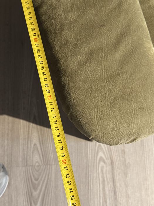 Fotoliu tapitat cu material textil de buna calitate