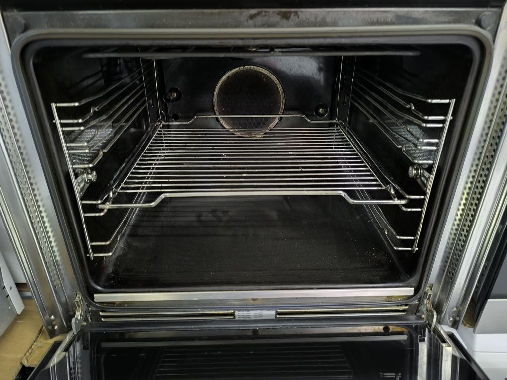 Фурна Miele H330-1BP