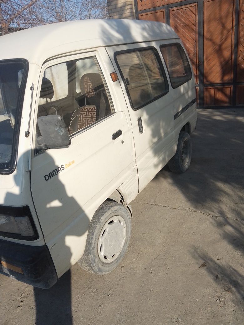 Damas sotiladi 1996 srochna sotaman pul zarur