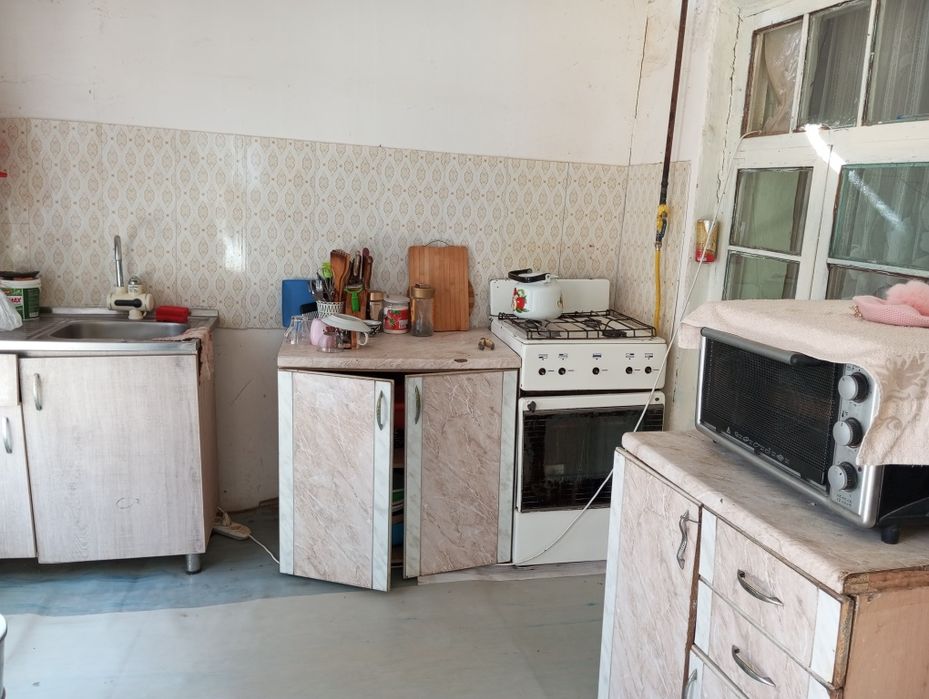 Юмалокда ховли сотилади ориентир 22-мактаб