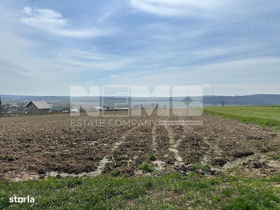 Teren De Vanzare I Patrauti Suceava I Pret: 15€ /mp