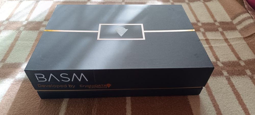 Продам ноутбук с крипто кошельком CryptoData Basm