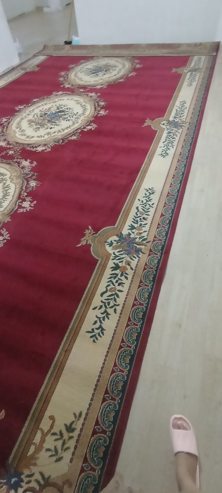 продаётся Ковёр  100%шерсть