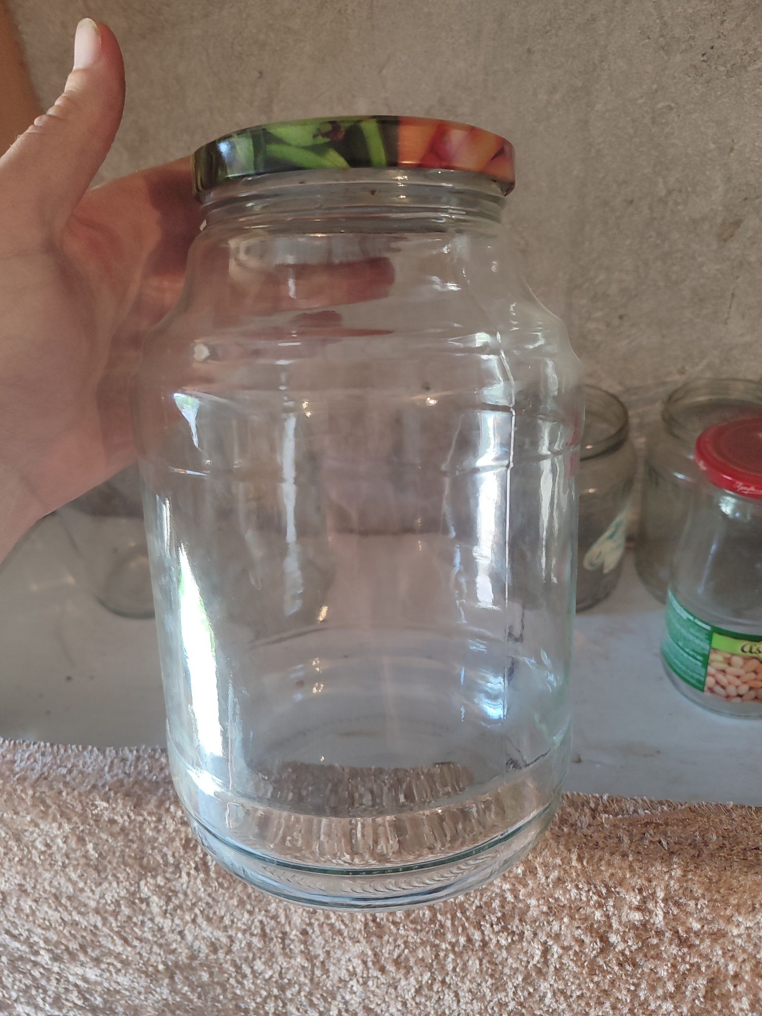 Продам банки 1 л 0.5 4 л