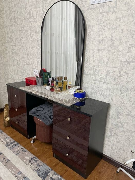 Итальянская спальня мебель высокого качества идеальное состояние