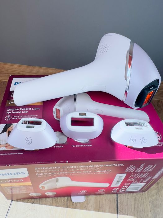 Фотоепилатор Philips Lumea Prestige