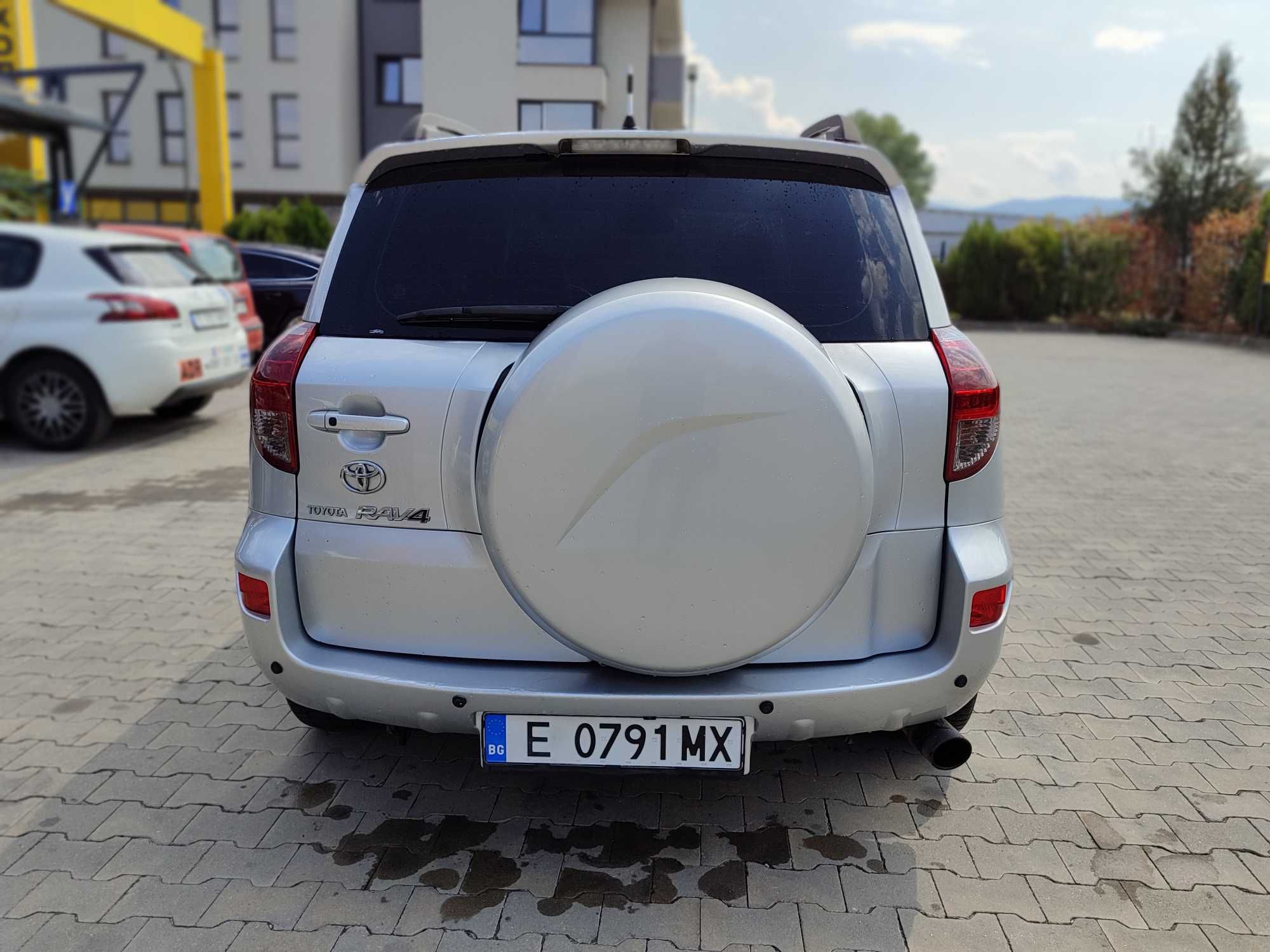 Продавам Toyota RAV 4 2006 г.