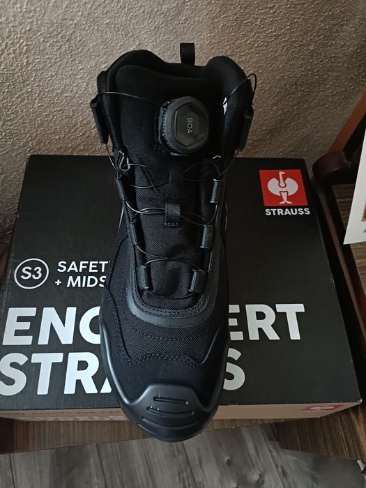 Vând bocanci muncă ENGELBERT Strauss