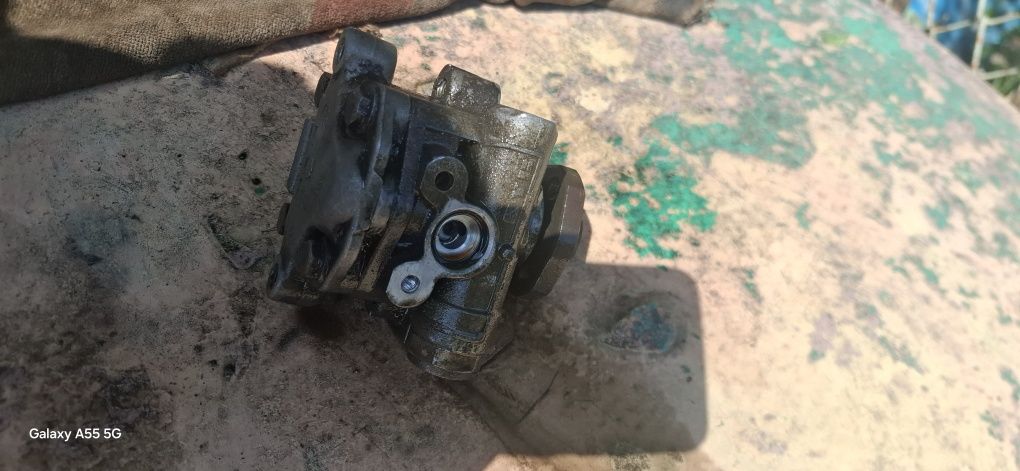 Хидравлична помпа ауди а3 8л audi a3 8l 131
