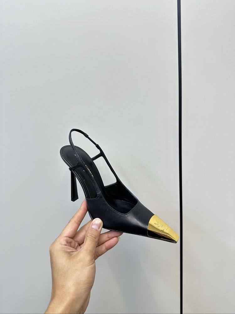 Pantofi Saint Laurent