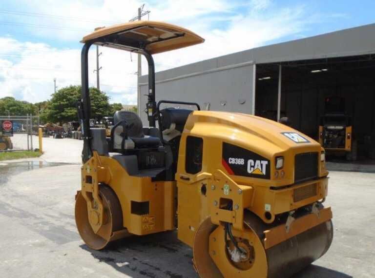 Двухвальцовый каток CAT [CB36B] 4.4тон