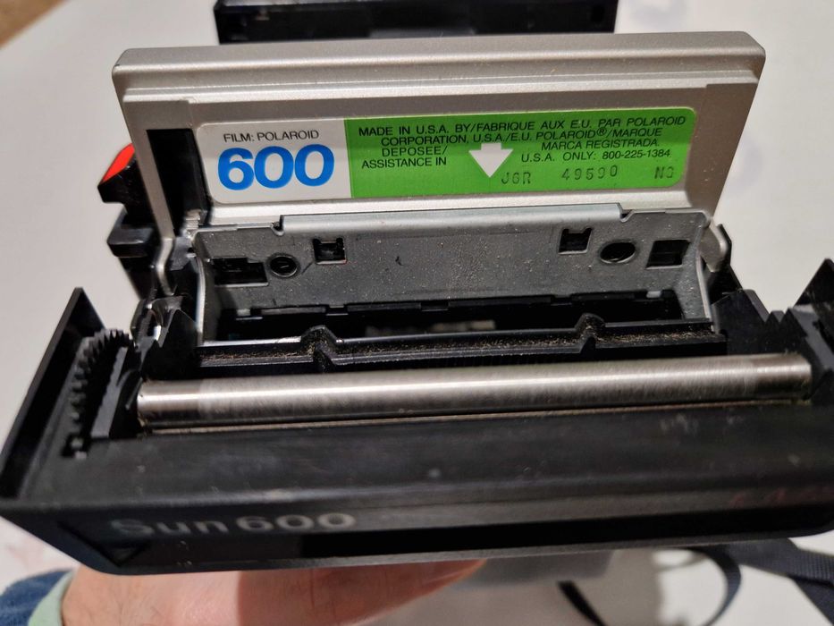 Polaroid  Sun 600