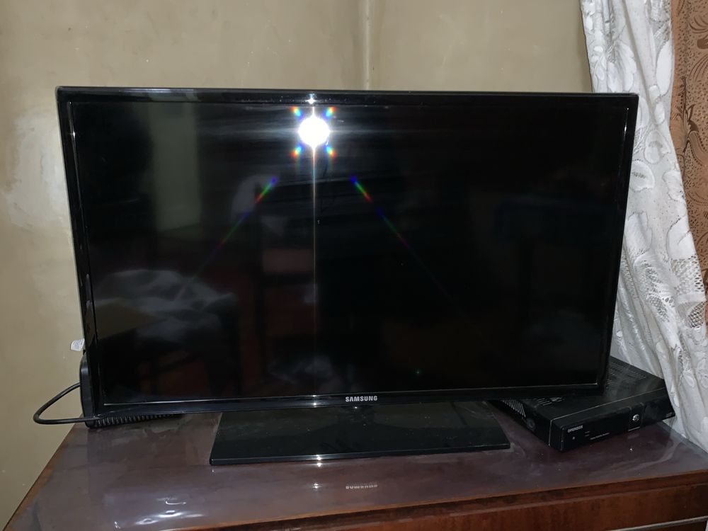 Телевизор Samsung 32