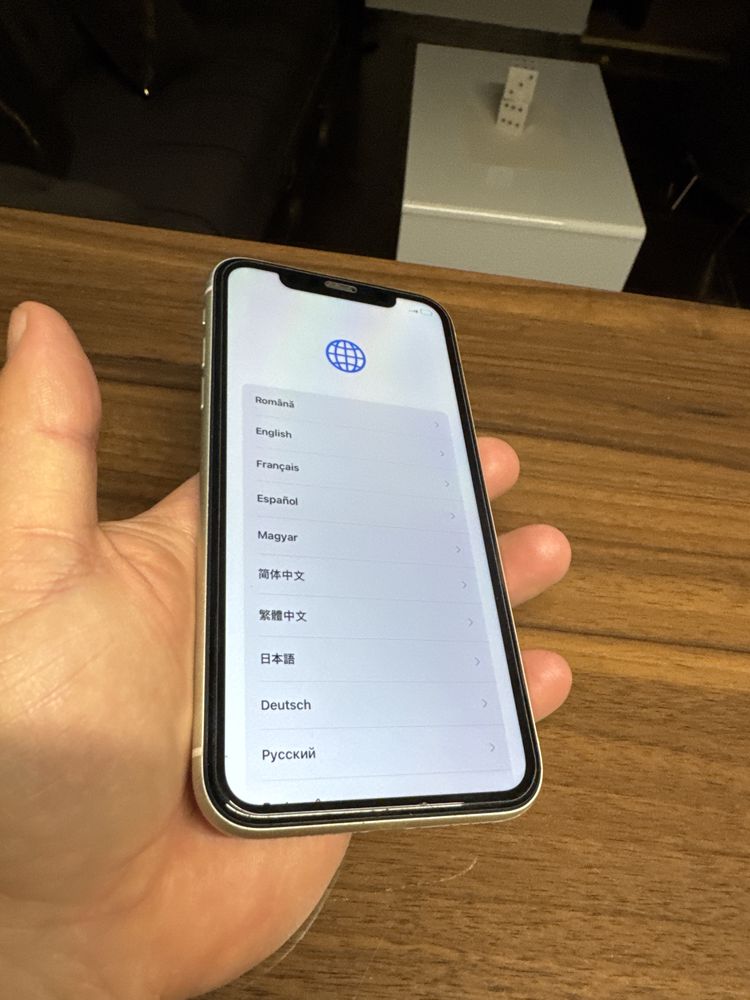 iphone 11 pentru piese