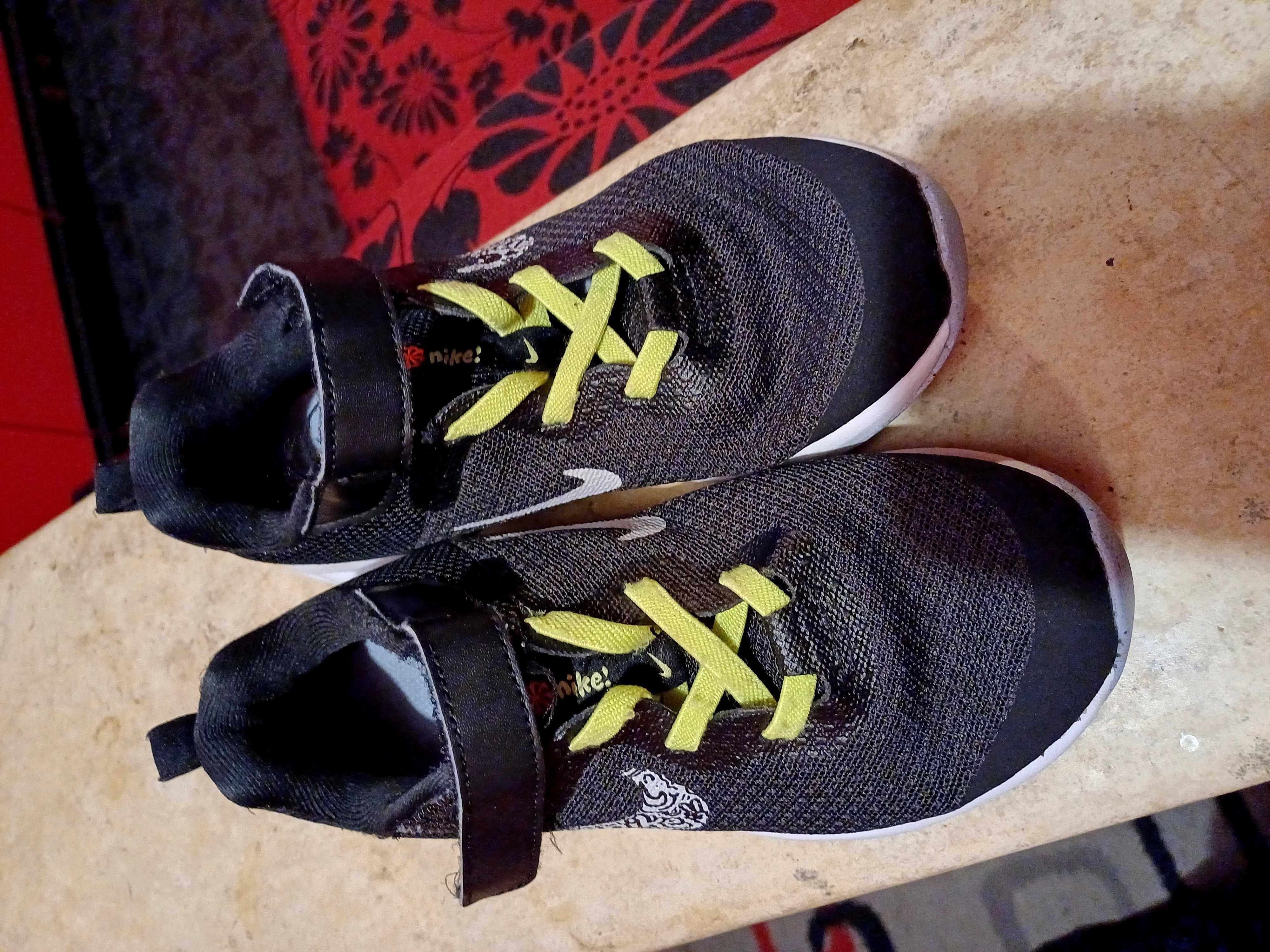 Два чифта детски маратонки, Nike, 100 % оригинални,  Номер 27 и 29