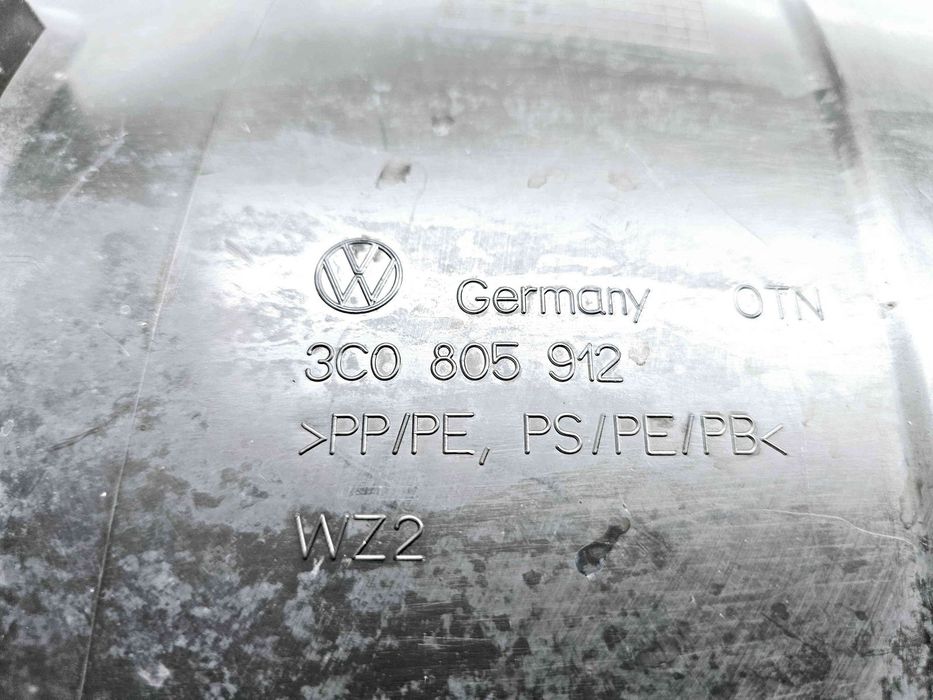 Carenaj roata dreapta fata Volkswagen Passat B6 Variant (3C5) [Fabr 20