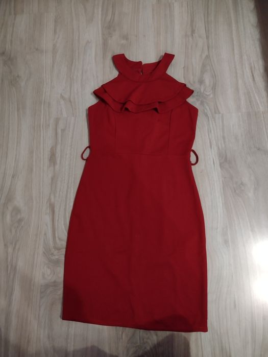 Дамска винено-червена рокля