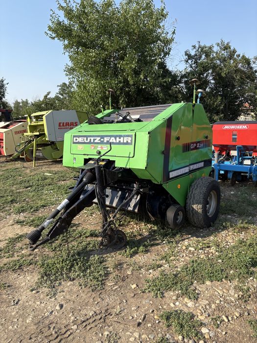 Presa de balotat , balotiera rotundă Krone , Claas , Welger , Deutz