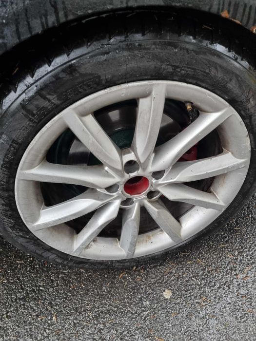 Vand jante r18 nu sunt zgariate