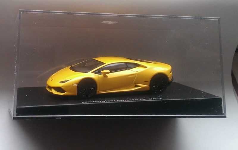 Macheta Lamborghini Huracan LP610-4 galben - AutoArt 1/43