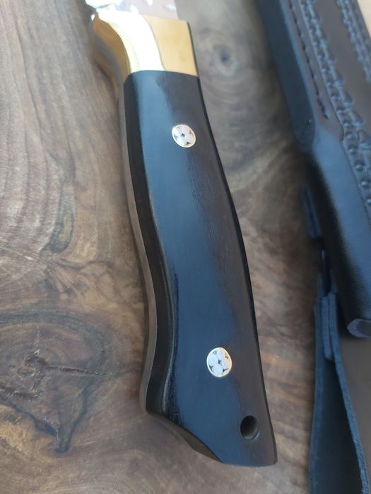 Ловен нож фултанг с кожена кания LN410