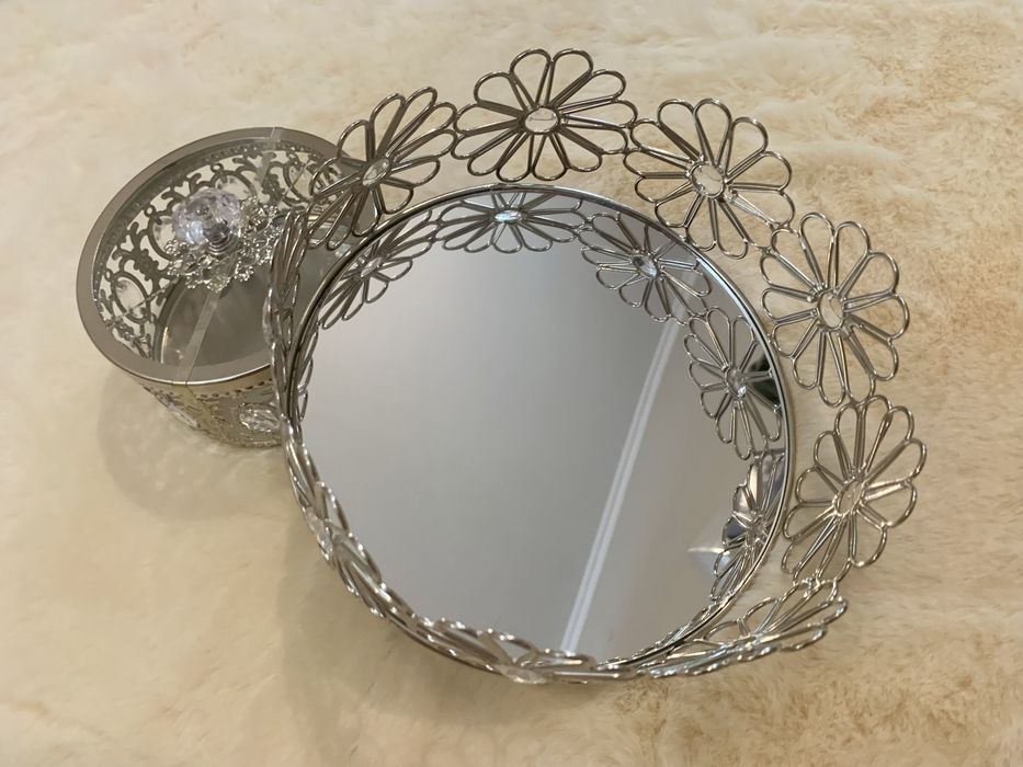 Лот поднос и бонбониера с кристалчета