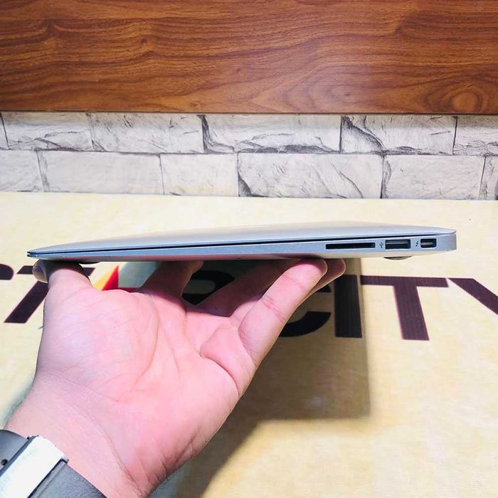 Apple MacBook Air