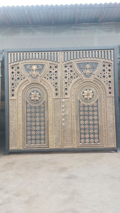 Darvoza sotladi baquvat