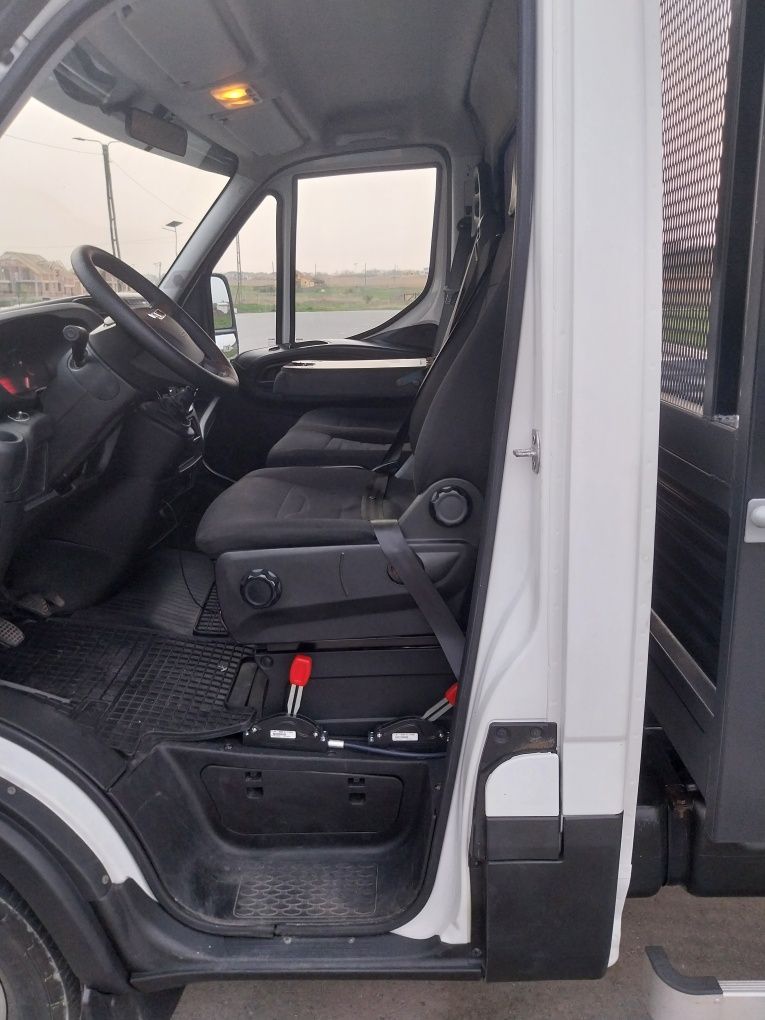 Vand Iveco Daily Basculabil