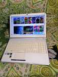 Laptop la pret de tableta! 300 de lei cu incarcator