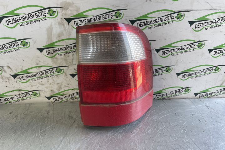 Lampa / Tripla stop dreapta pe aripa 964466 / 964 466 Ford Galaxy pri