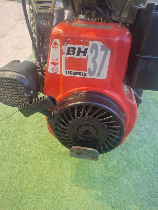 Палцова косачка IRUS