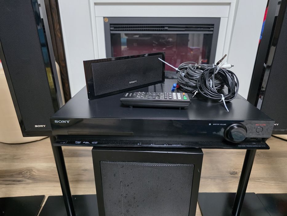 Vand sistem 5+1 Sony cu subwoofer