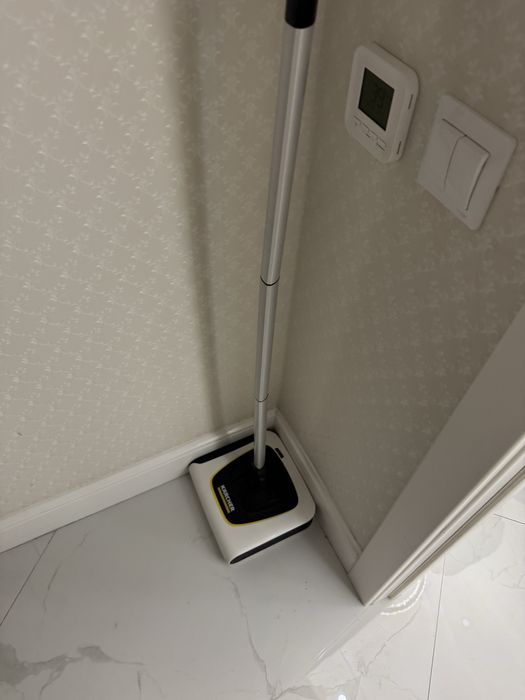 Продам электровеник karcher