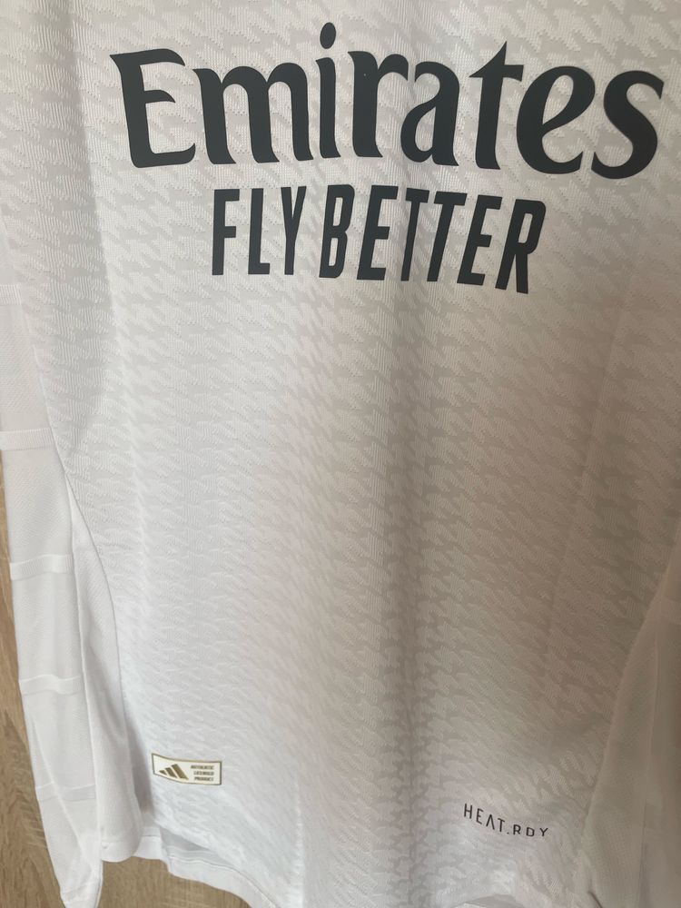 Tricou Real Madrid 24/25 – Vinicius Junior (Versiunea pentru jucători)