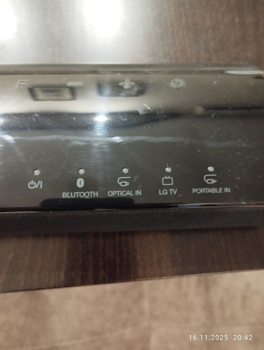 Саундбар LG       .