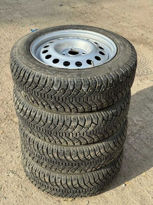 Диски R15 (4*100) с зимней резиной 185/65/15