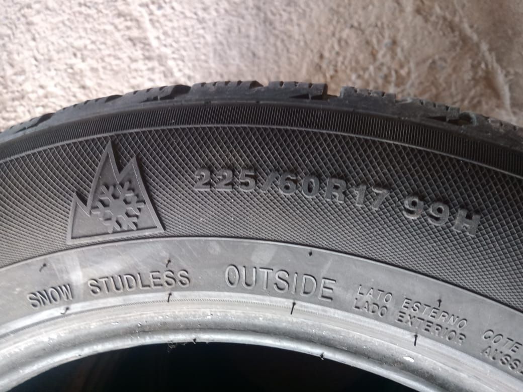 Продам шины на 16R
