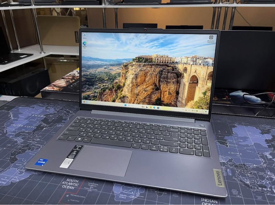 Ноутбук Lenovo ideapad Slim 3i - Core i5-12450H/8Gb/512Gb