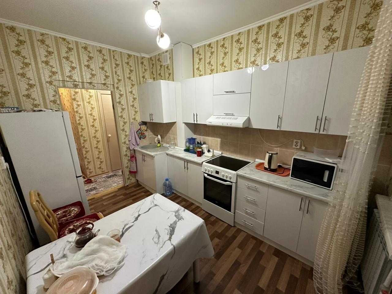 3-комнатная квартира, 85 м², 9/9 этаж, Есенберлина 23/2