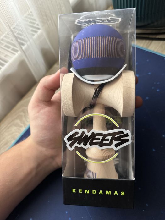 Kendama broken bones sweets navy blue