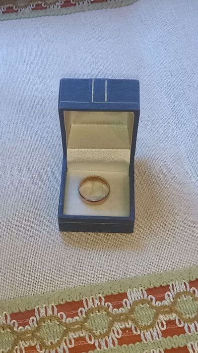 Vand verigheta simpla din aur de 14 k, stare f bună, are 3,65 grame
